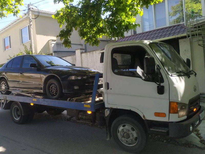 Эвакуатор для легковых автомобилей в Севастополе